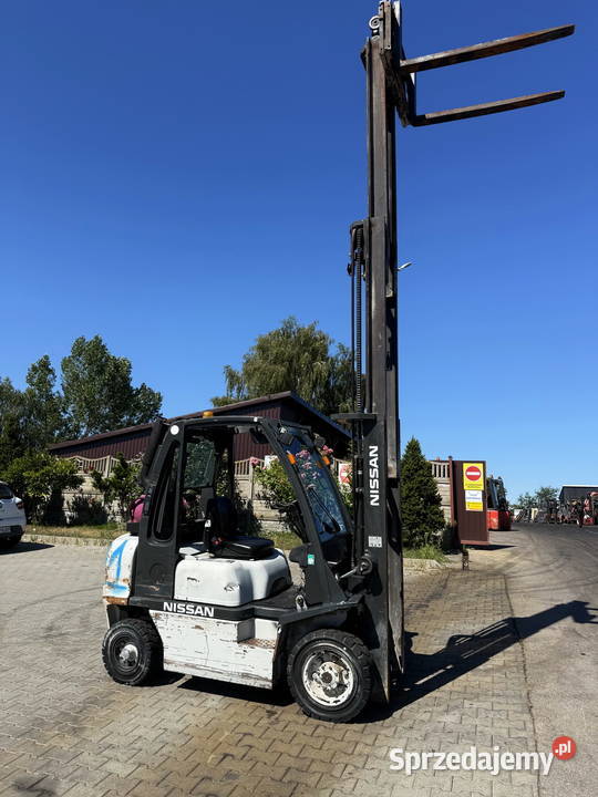 wózek widłowy NISSAN FG25 LPG 2500 Triplex 475m Działoszyn