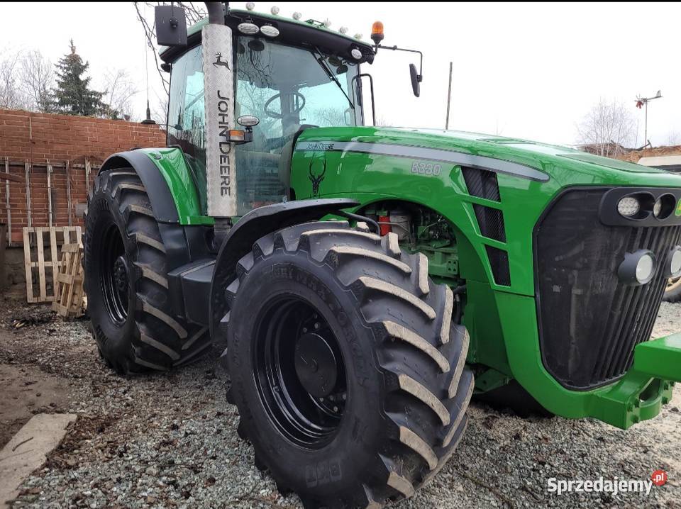 John deere 8330