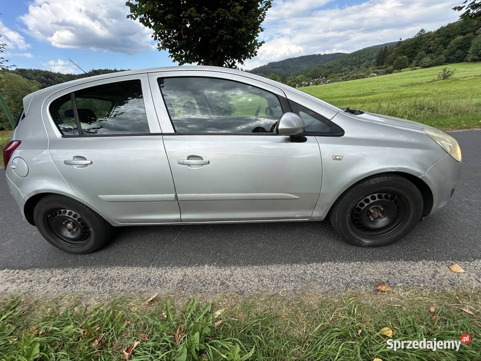 Opel Corsa D 12 sprowadzony Corsa