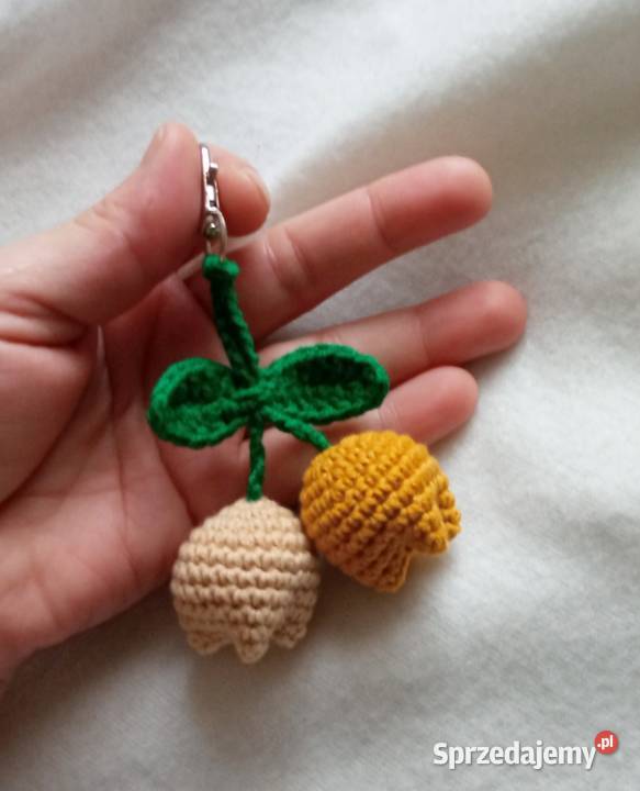 Tulipany wykonane na szydełku brelok Łask