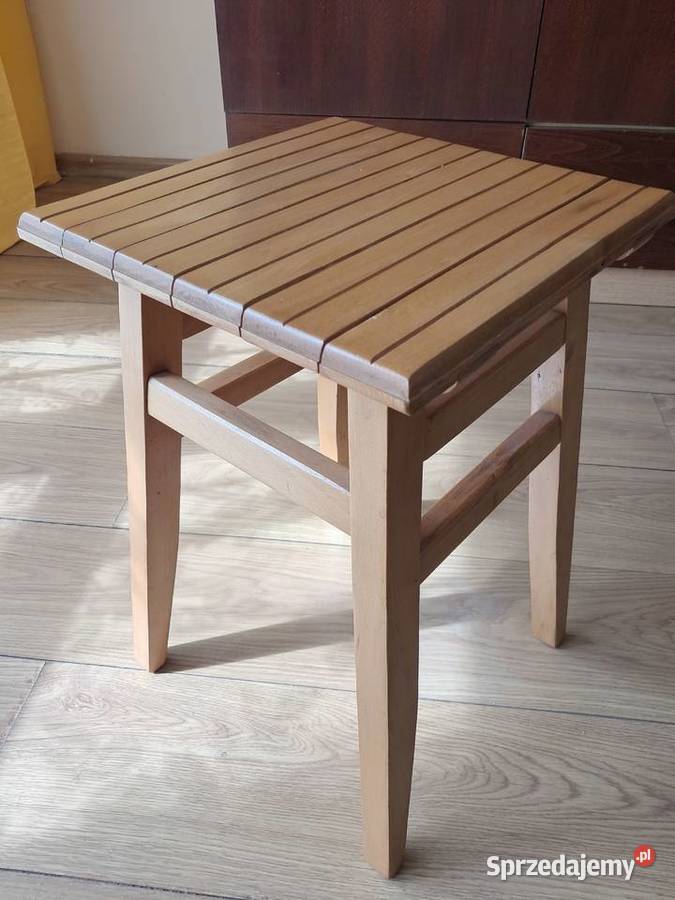 Taborety drewniane jasne 2 do sprzedania Stołki i taborety Kraków sprzedam