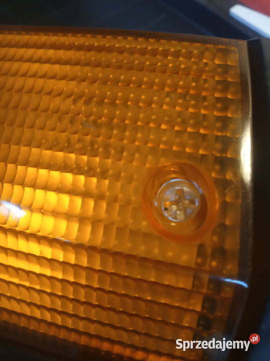 Fiat 125p lampa kierunkowskazu prawa nowa Ożarów Mazowiecki sprzedam