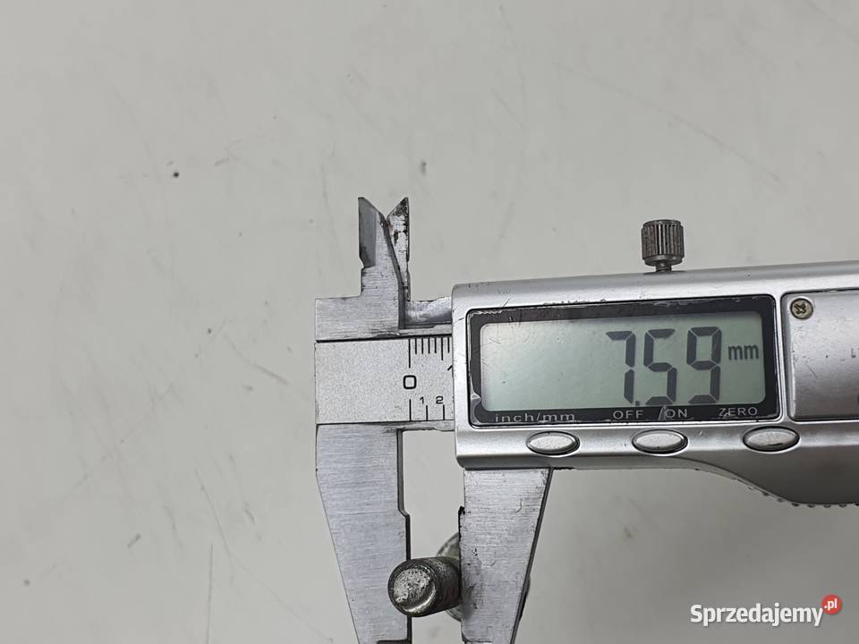 SRUBA SRUBY SILNIKA CECTEK 500 GLADIATOR Uszczelki silnika i osprzętu Janowice sprzedam