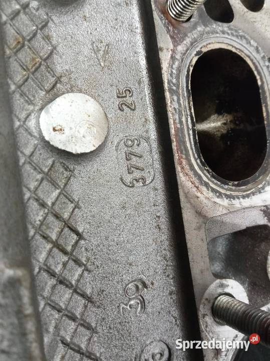 GŁOWICA KOMPLETNA 1001837 377925 24 20V Volvo sprzedam
