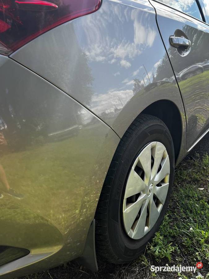 Toyota Auris 2015 Poznań