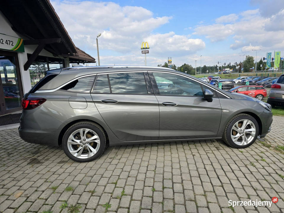 Opel Astra 14 Turbo Innovation Webasto pełny Ustroń