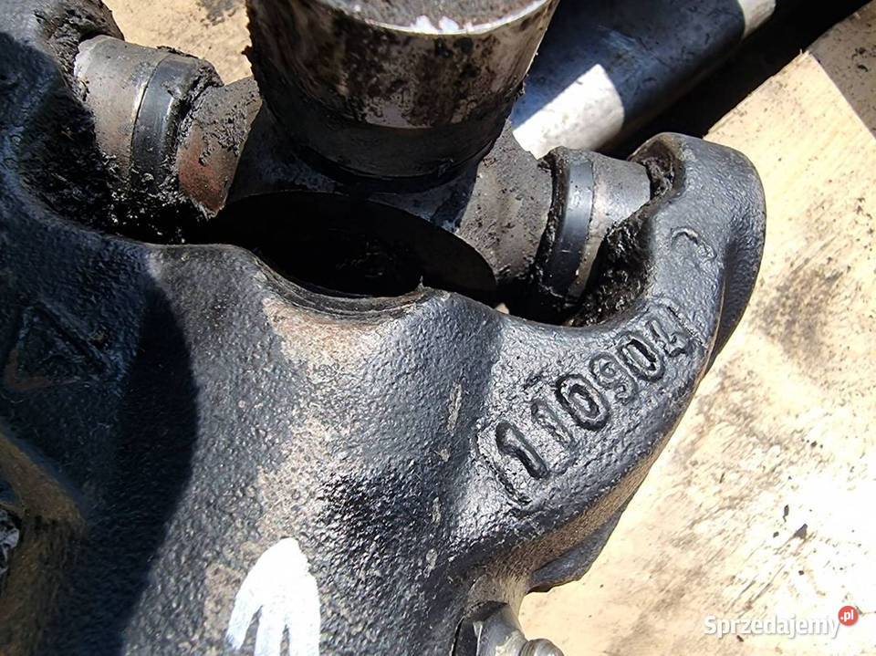 WAŁ NAPĘDOWY ŁADOWARKA JCB 3CX