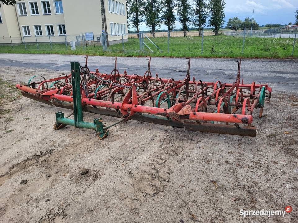 Agregat uprawowy kverneland 45m z wałami i włóką Wąbrzeźno