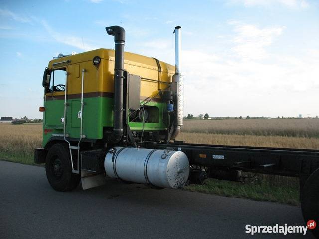 SAMOCHÓD SPECJALNY KENWORTH K100E 6X4 Lasków