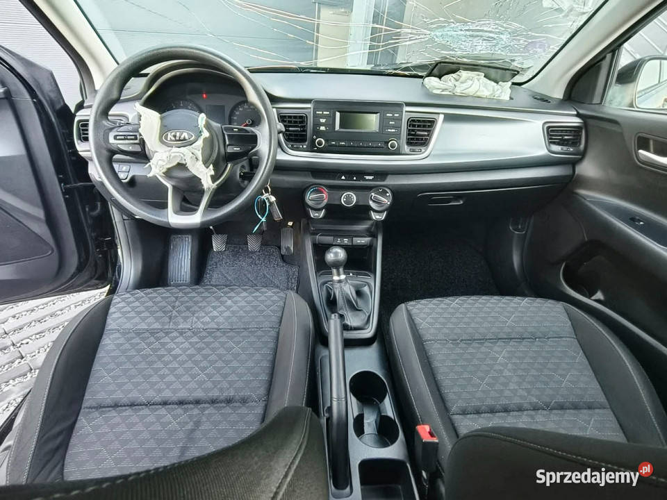 Kia Rio 12 benzyna 85 uszkodzony gradobicie