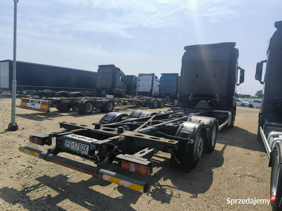 Mercedes Actros Komorniki