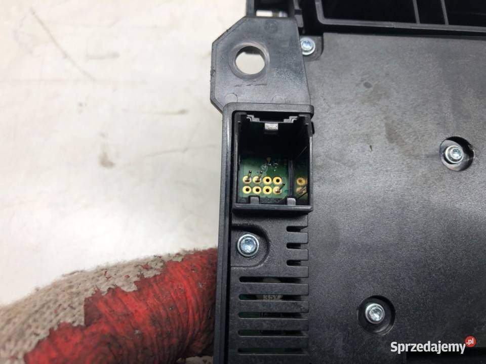 PANEL STEROWANIA RADIA OPEL ASTRA J 13360090