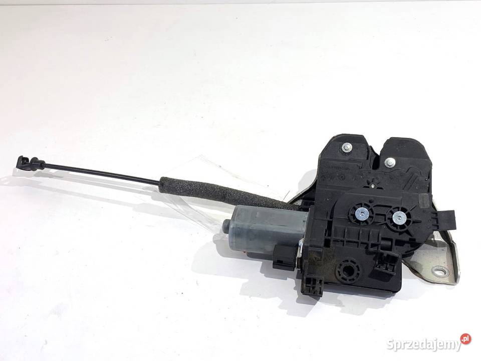 ZAMEK KLAPY TYŁ PORSCHE PANAMERA SportowyCoupe osobowe sprzedam