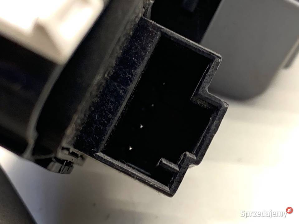 PRZEŁĄCZNIK REGULACJI LUSTEREK VW GOLF VII osobowe podkarpackie