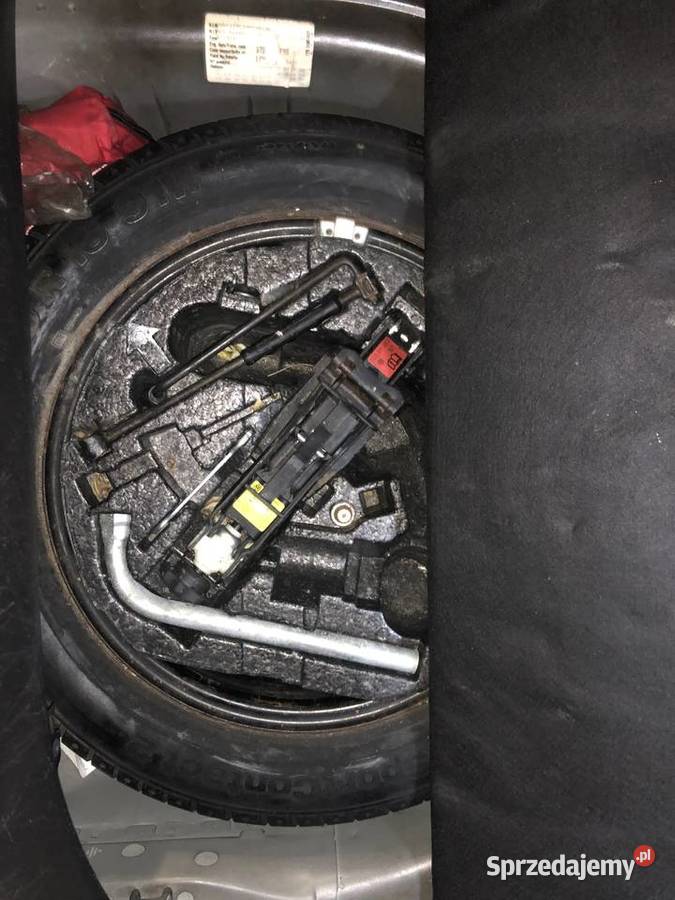 19TD 2006r czerwony New Beetle wielkopolskie Nowa Wieś Książęca