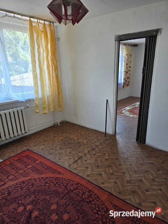 DOM JEDNORODZINNY DO REMONTU W PRZEDMOŚCIU 159 wolnostojący Sprzedaż Głogów sprzedam