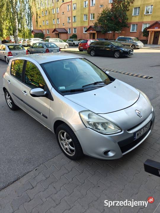 Renault Clio III 12 Radom
