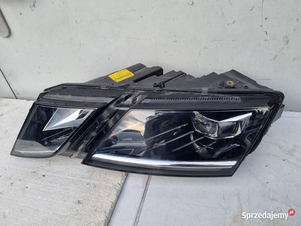 Skoda Octavia 3 III Sedan Lampa Led Tył Prawy prawe Skawina