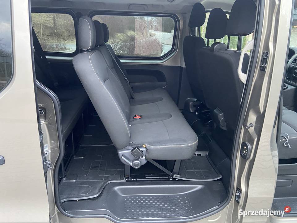 Renault Trafic ENERGY dCi 145 Long 9 osób Polski Zabierzów