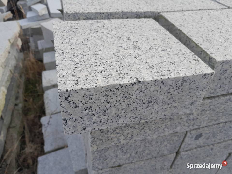 Płyty granitowe 20x20 gr 8 płomieniowane Strzegom