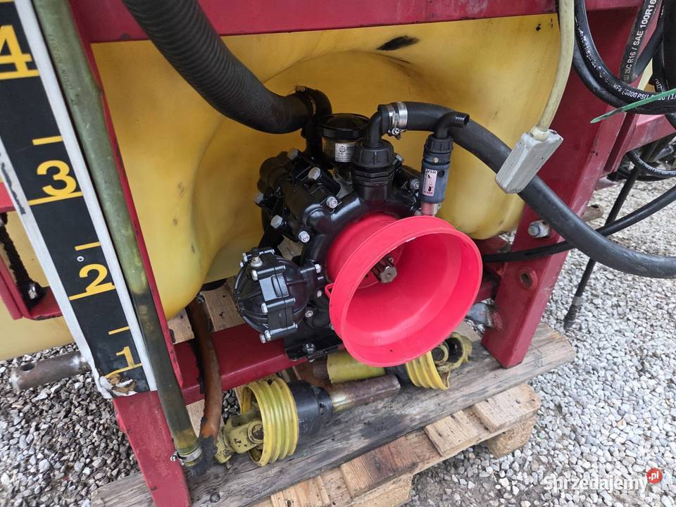 Opryskiwacz HARDI 1200L 15M sprzedam