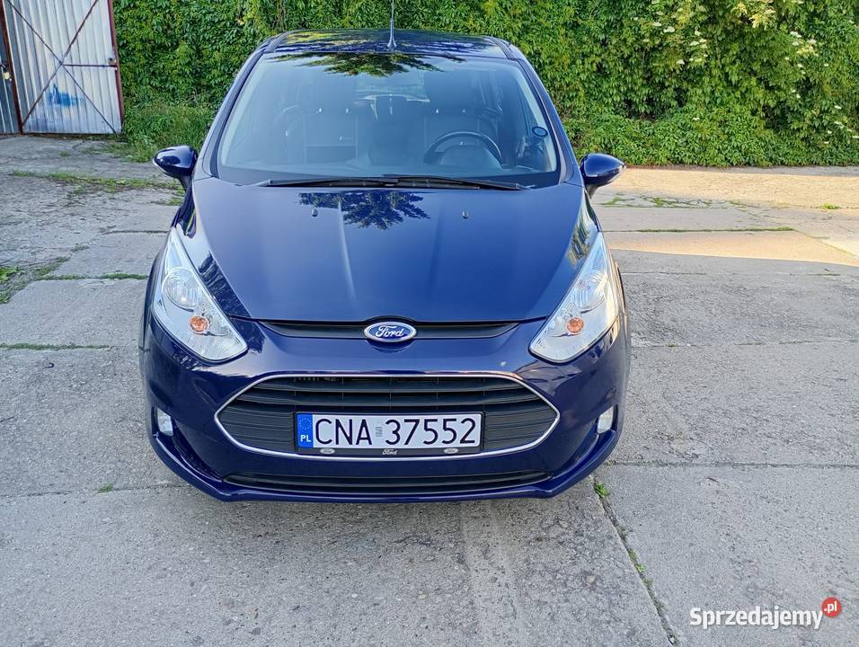 Ford B zadbany 125 dwa komplety kół gniazdo USB Nakło nad Notecią sprzedam