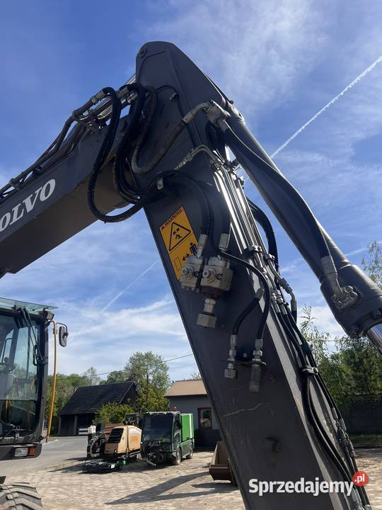 Koparka kołowa Volvo EW140D Zator