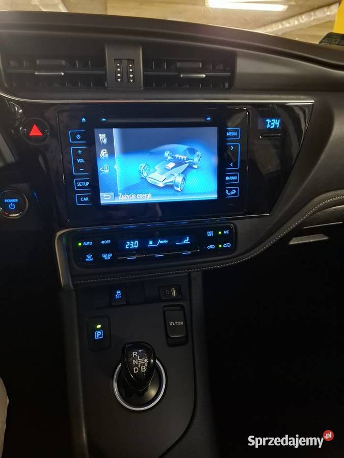 Sprzedam Totota Auris Kombi Hybryda Auris