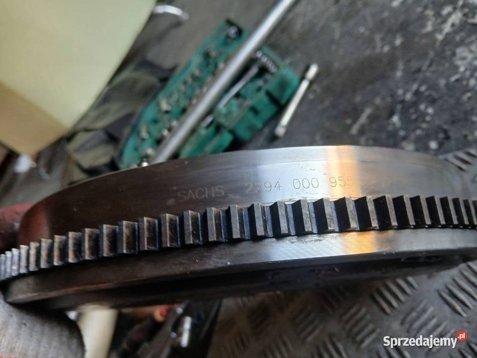 Sprzęgło dwumasowe tarcza docisk Subaru Forester Radłów