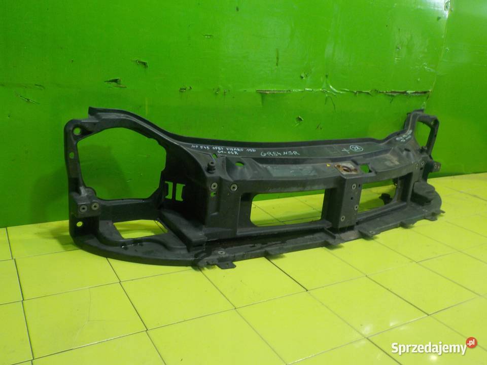 OPEL VIVARO A I 06r pas przedni okular Suków