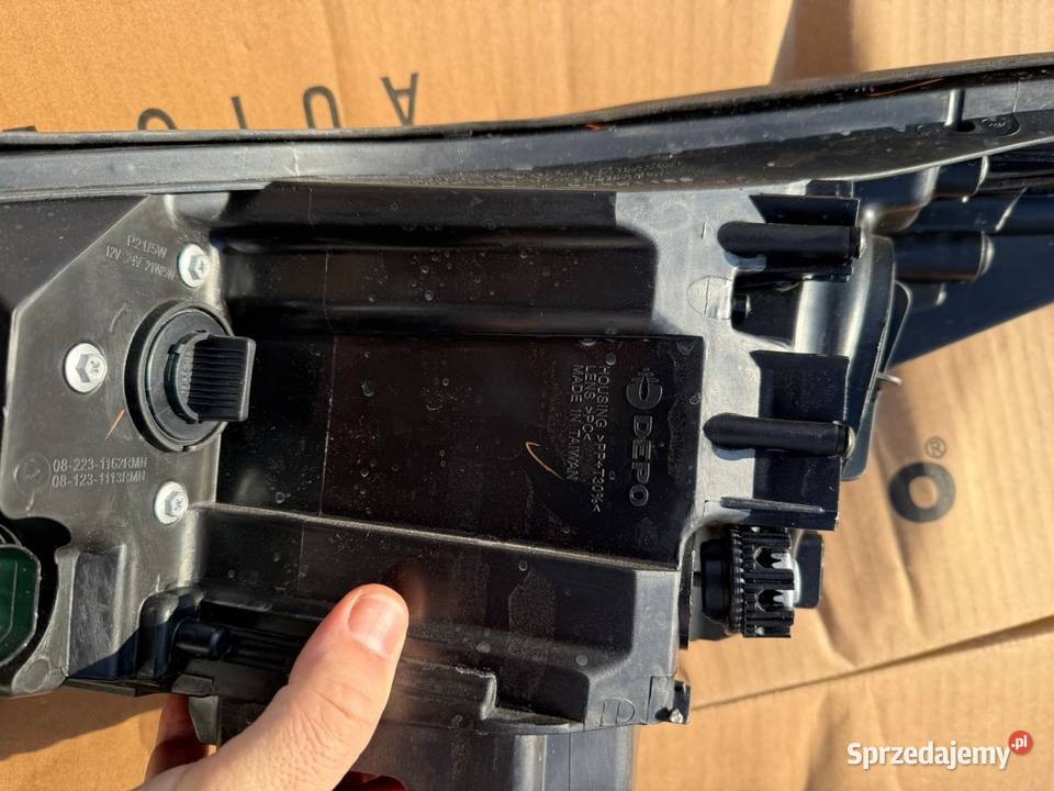 Nowe reflektory Kia Sportage 20162021 oryginał sprzedam