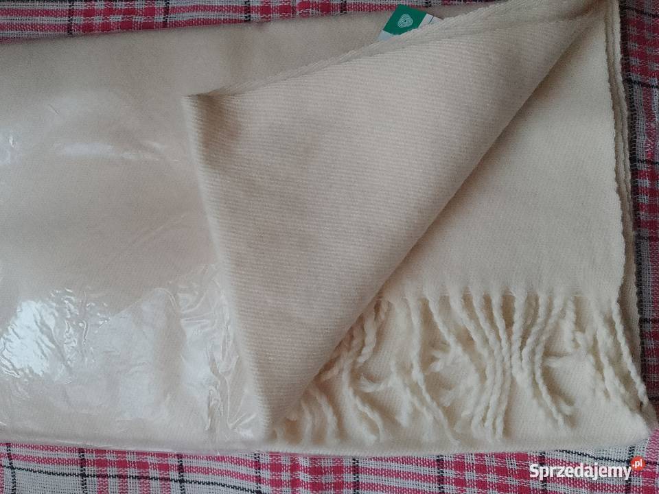 Szal szalik damski kremowy wełna małopolskie Chrzanów