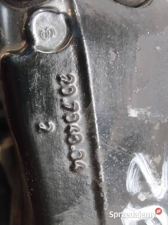 ZACISK HAMULCOWY PRAWY PRZÓD 32 CDI MercedesBenz