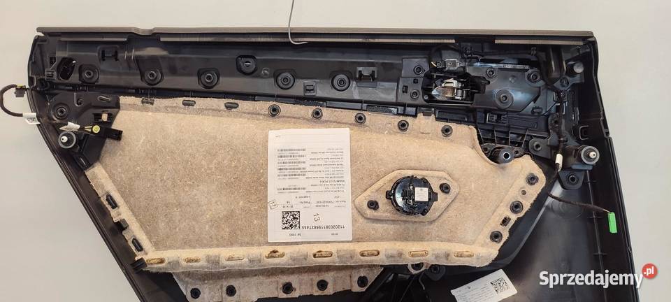 VW TIGUAN II BOCZEK DRZWI PRAWY TYŁ 5NA867212T