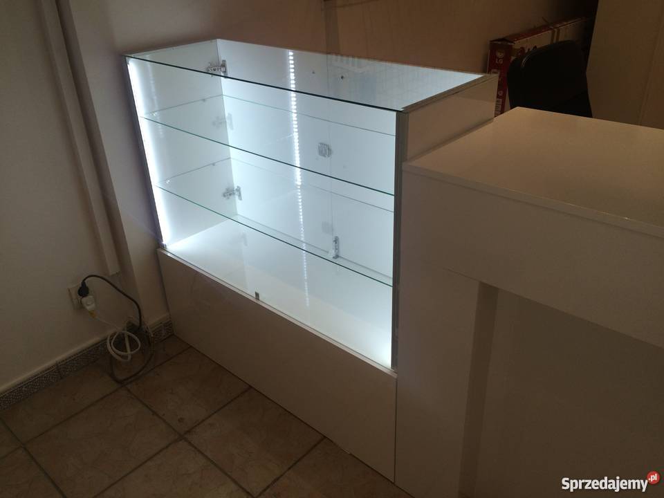 Meble sklepowe gabloty regały Łódź