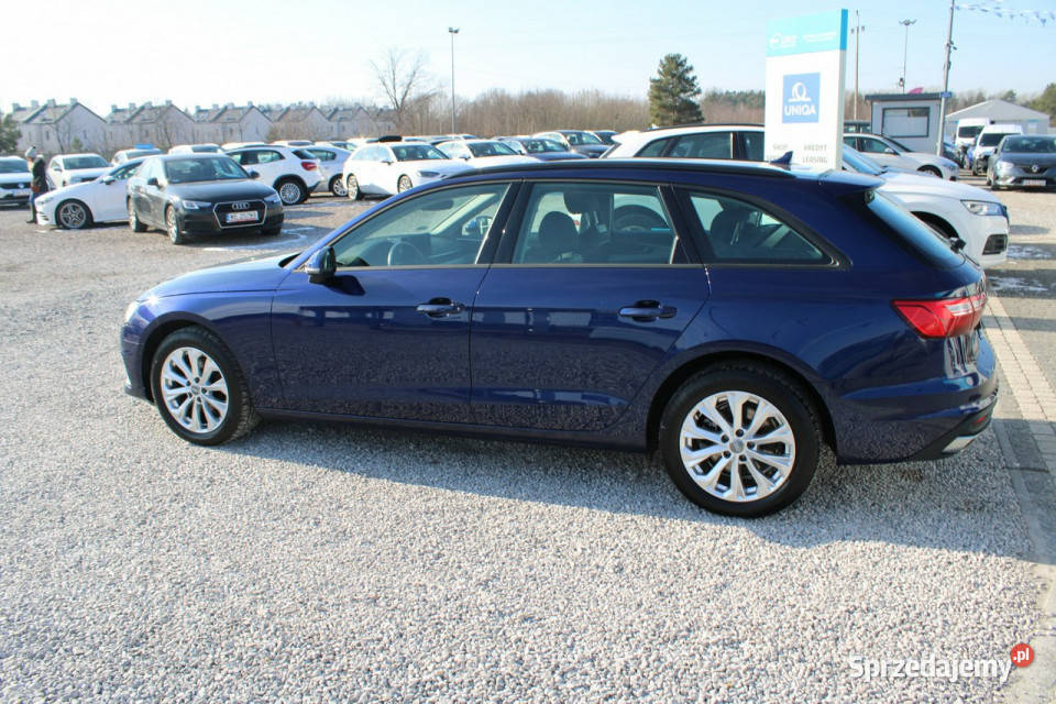 Audi A4 STronic Gwarancja Kamera Fvat Salon autoalarm Warszawa sprzedam