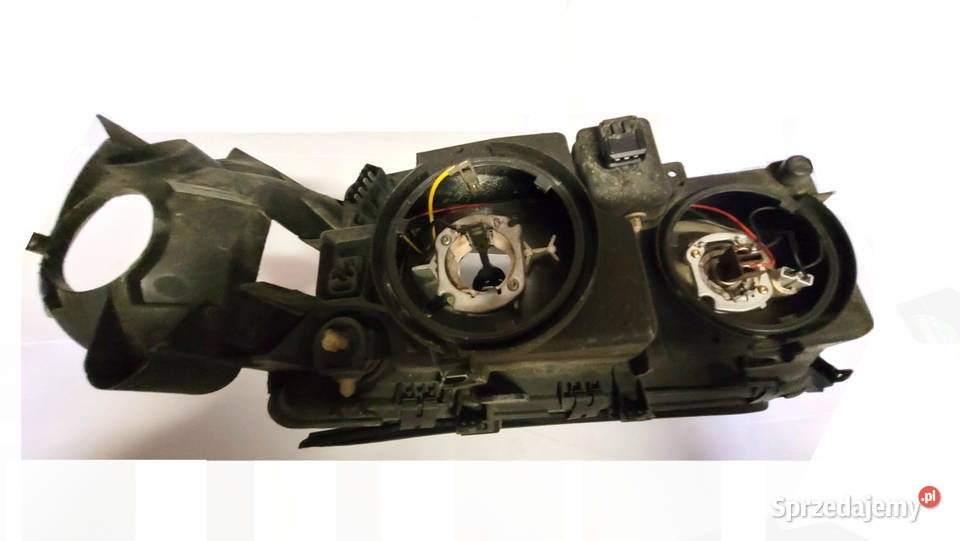 PRZEDNIA PRAWA LAMPA REFLEKTOR VOLVO S80 9804 Ruda Śląska sprzedam