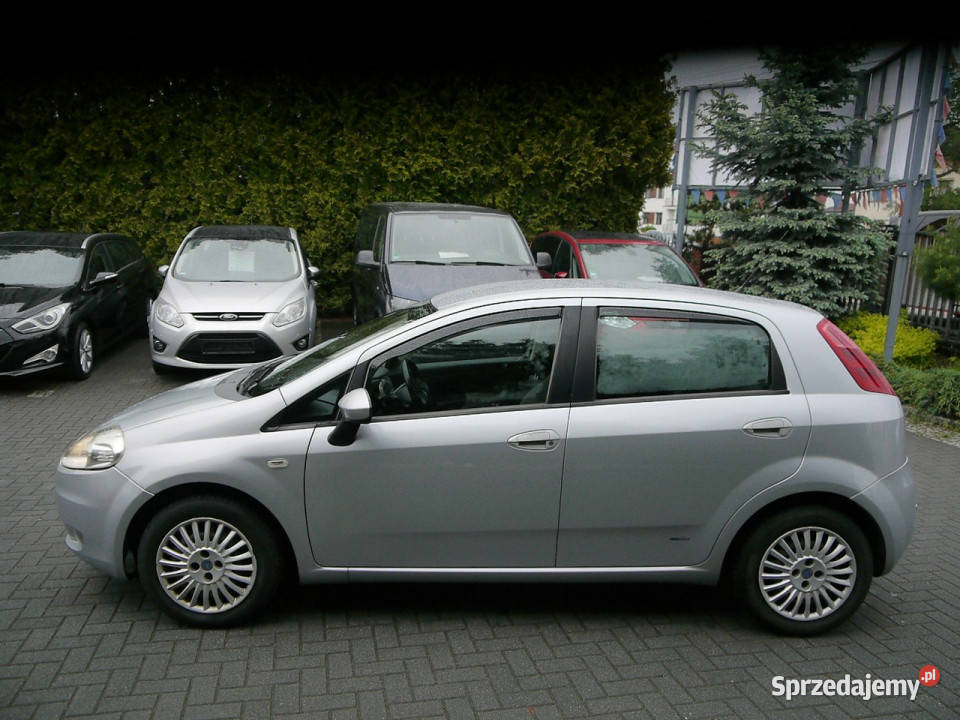 Fiat Grande Punto 14 Navi Stan b klima bez rdzy wielofunkcyjna kierownica Grande Punto