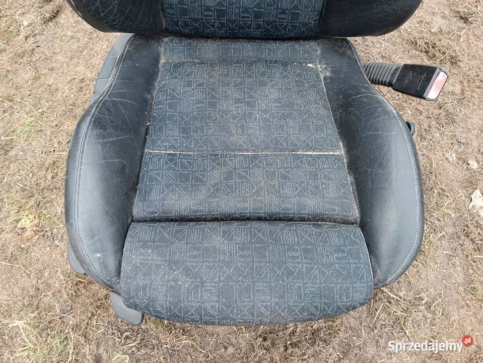 FOTEL PRAWY PASAŻERA BMW 3 E36 CABRIO Nowy Tomyśl sprzedam