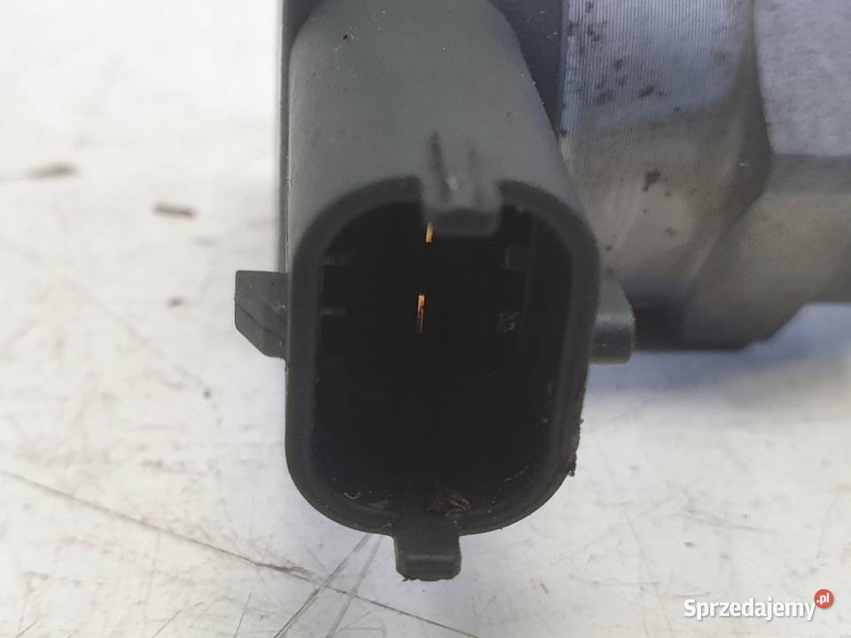 Volvo V70 III XC70 II 24 D5 CZUJNIK PALIWA zawór Chełm