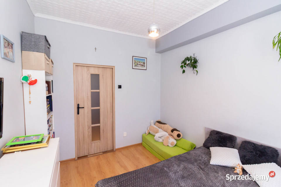Widne mieszkanie1piętro4882m2 OsWzgórze Ożarów świętokrzyskie