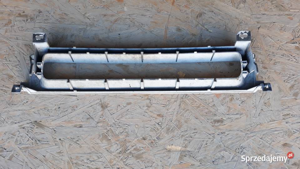 FORD SCORPIO RAMKA GRILLA ATRAPY PRZÓD Zatom Stary