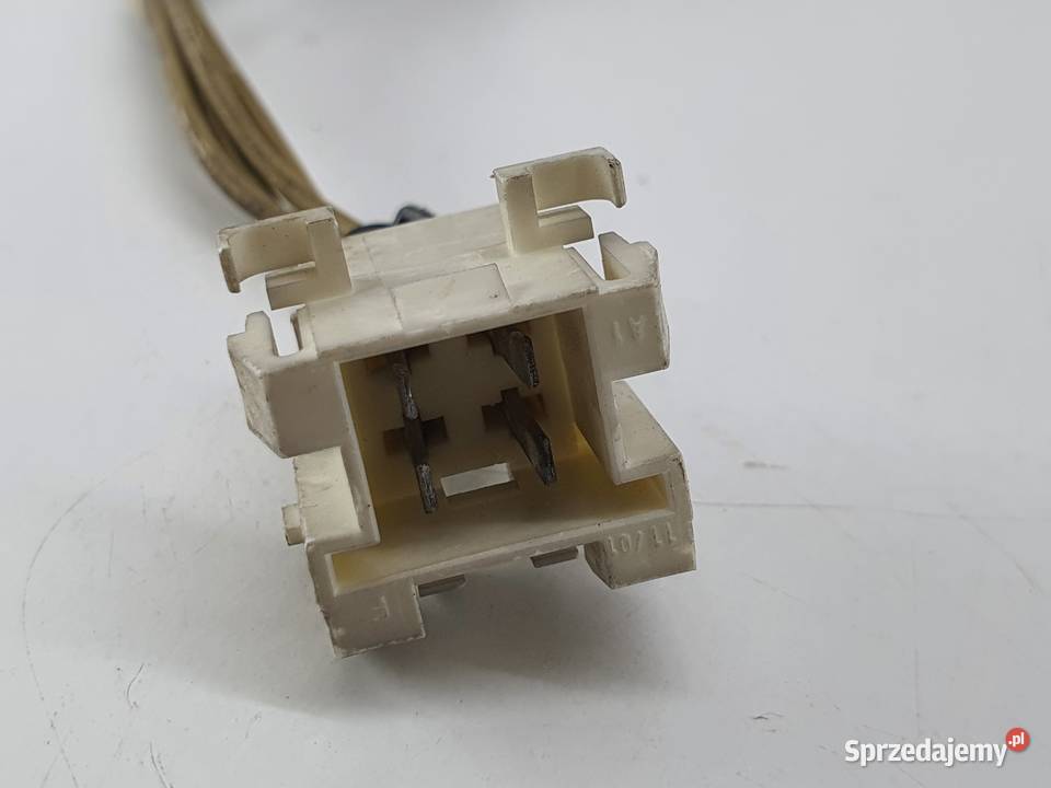 WTYCZKA KOSTKA PRZELACZNIK GNIAZDO MAN LE