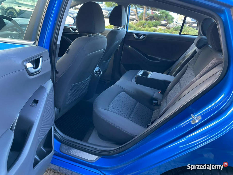 Hyundai IONIQ LED navi podgrz fotkier kamera system Start-Stop Samochody osobowe