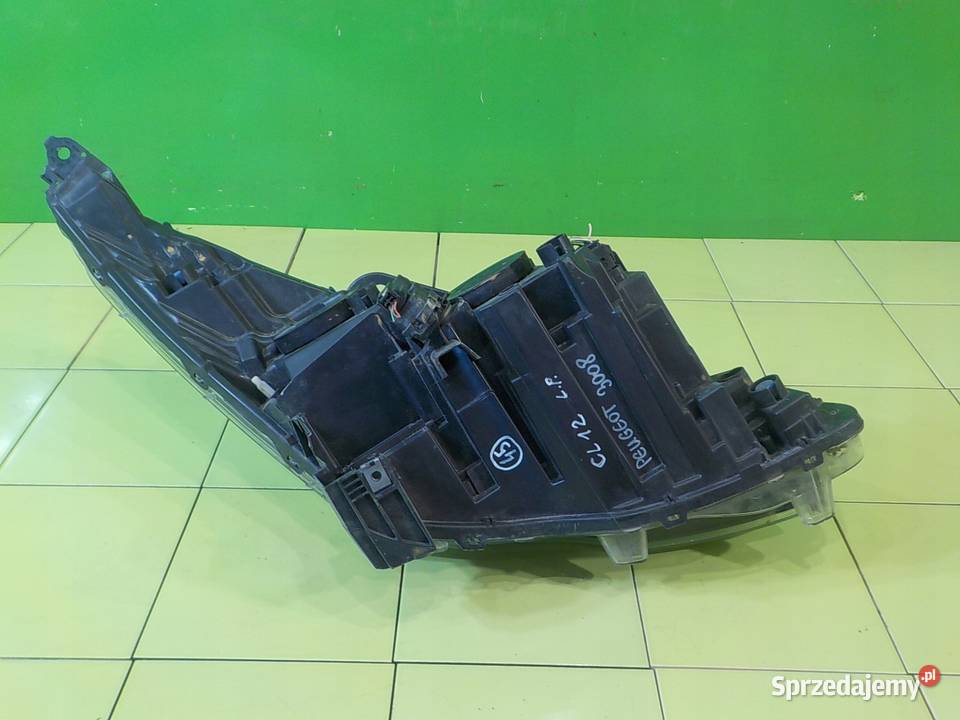 PEUGEOT 3008 I LIFT 16r 16 B 5D lampa lewa przod Suków