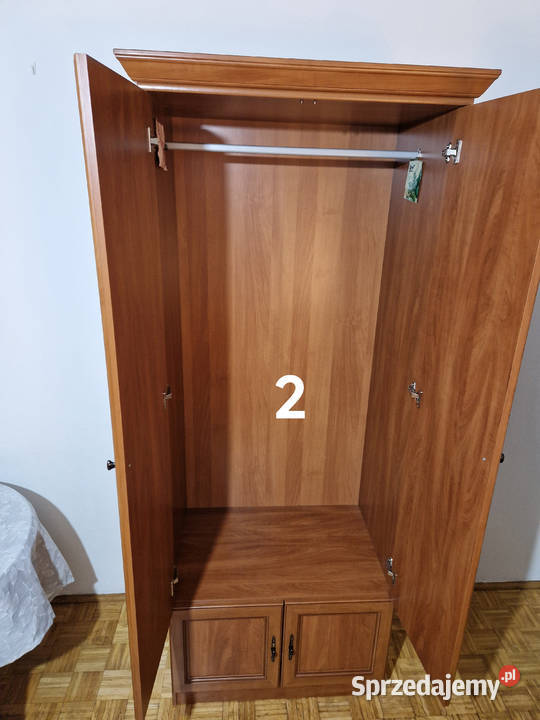 Sprzedam szafę Black Red White Stan B mazowieckie