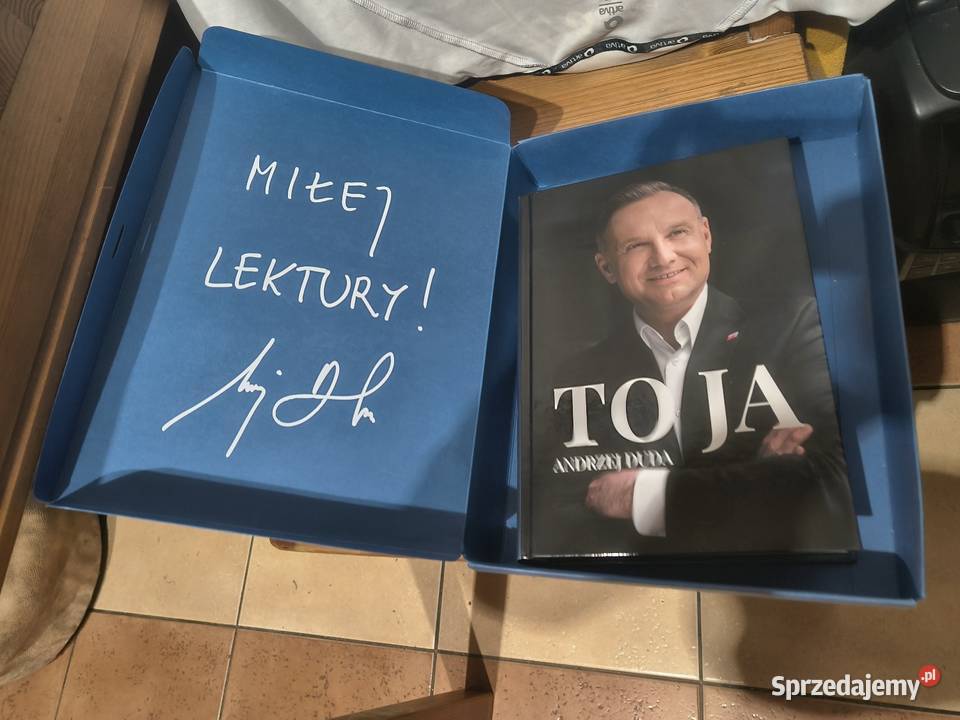 Sprzedam książke z autografem Andrzeja Dudy Bytom