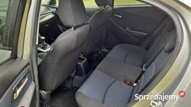 Mazda 2 2016r 15 90 stan serwisowana w ASO Gorzów Wielkopolski sprzedam