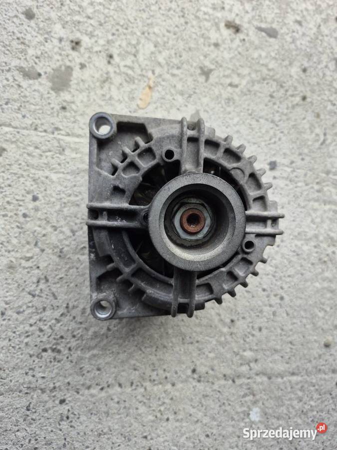 Opel Zafira 18 benzyna 2010r 140 alternator Ostrowiec Świętokrzyski