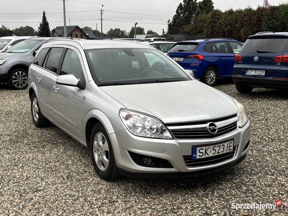 Opel Astra Paniówki